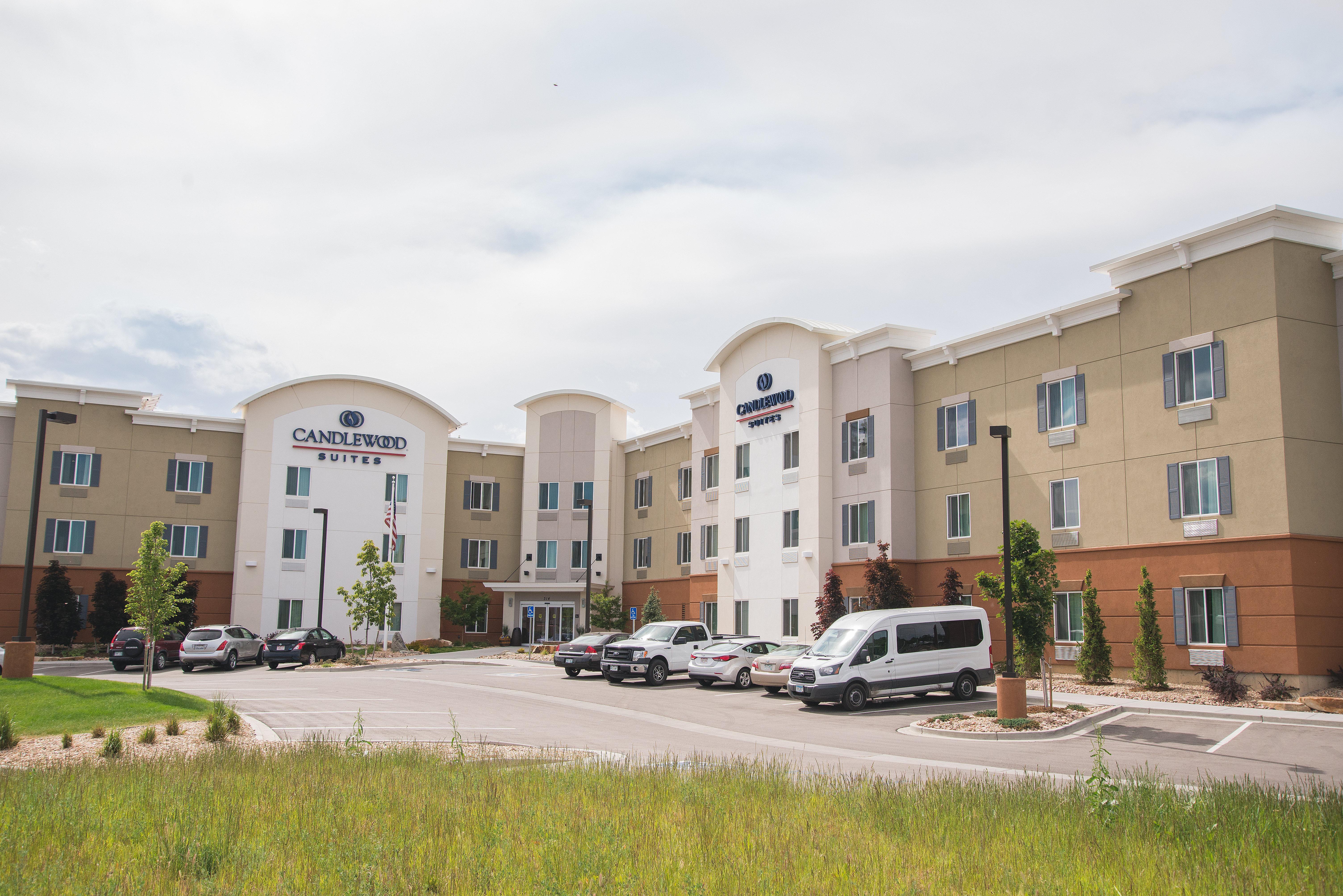 Candlewood Suites Fort Collins By Ihg Exterior photo